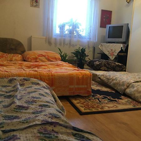 Lady Margit'S Room Szombathely Exterior photo